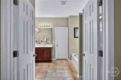 New price! Need a bit of space to spread out? Like to - photo 20
