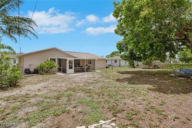 Located in a non flood zone with no flood insurance required - photo 28