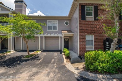 Move right into this beautifully updated condo with an attached - photo 5