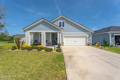 This nearly new, beautifully upgraded 3-bedroom, 2.5-bath home - photo 4
