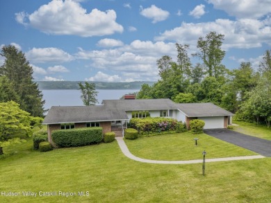 (private lake, pond, creek) Home For Sale in Kingston New York