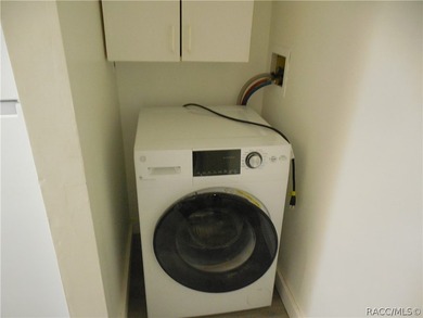 GREAT INVESTMENT OPPORTUNITY....This 3/2 home has an *in -law* - photo 21