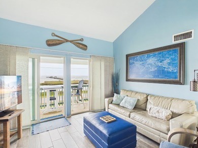 Welcome to your dream waterfront retreat, famously featured on - photo 25