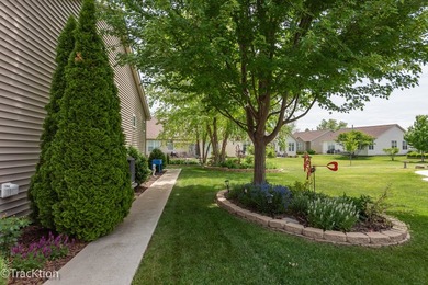This is a charming Greenbriar model home with an extended family - photo 26