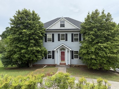 Fort Loudoun Lake Home Sale Pending in Knoxville Tennessee