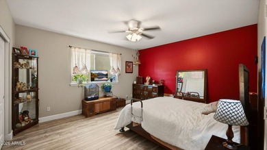 Beautifully updated Tatum Ranch home featuring an award-winning - photo 17