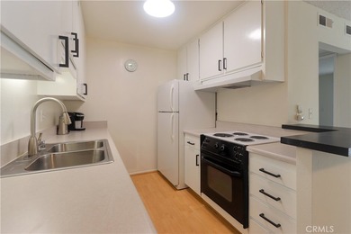 A premier opportunity in the gated Stoneybrook Villas Resort - photo 19