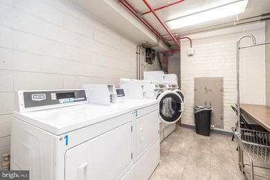 Welcome to elevated Center City living at Penn Center House! - photo 20