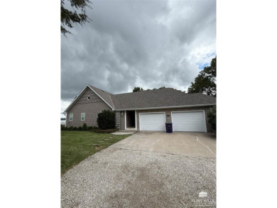 Lake Home Sale Pending in Manhattan, Kansas