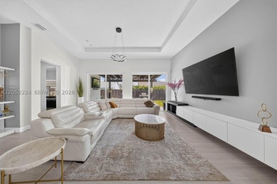Soaring high ceilings creates an inmediate sense of grandeur and - photo 3
