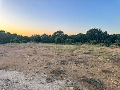 DEEDED Lot 149 boasts the most beautiful setting for a cozy - photo 9