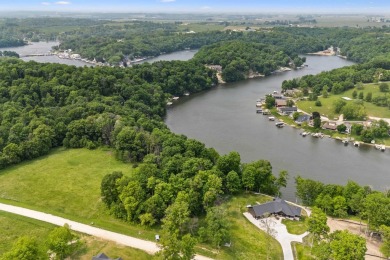 (private lake, pond, creek) Lot For Sale in Delhi Iowa