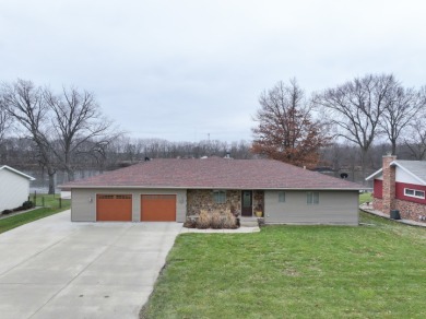 Rock River - Whiteside County Home For Sale in Sterling Illinois