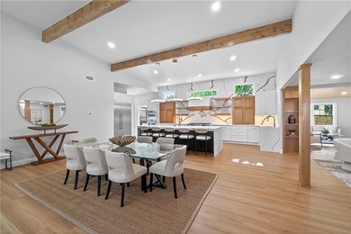 Luxury estate living meets executive convenience in this fully - photo 6