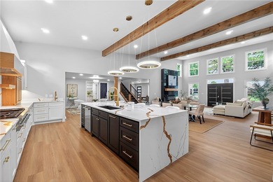 Luxury estate living meets executive convenience in this fully - photo 7