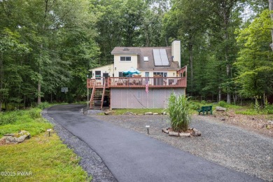 Lake Home For Sale in Bushkill, Pennsylvania