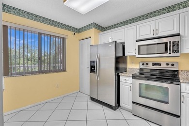 Lovely home, hardly occupied. Gourgase* 2-bed, 1.5-bath condo