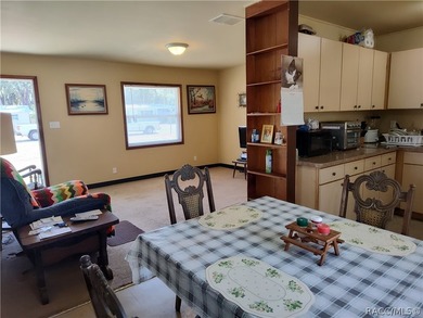 Charming home in Inglis, Fl. Discover this cozy 3-bedroom - photo 5