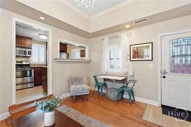 Rare opportunity to own a fully licensed short-term vacation - photo 4