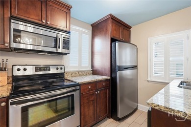 Rare opportunity to own a fully licensed short-term vacation - photo 5