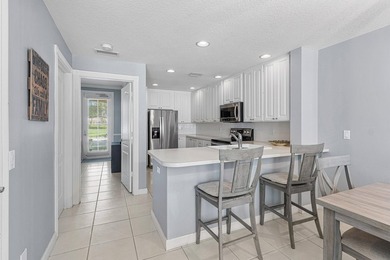 MUST SEE! Immaculate 4 bedroom, 3 bath townhome nestled in - photo 5