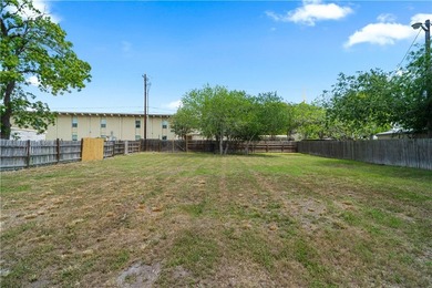 Welcome to 11228 Guess Dr, a beautifully updated 3-bedroom - photo 16