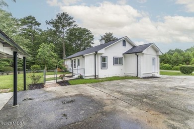 Gorgeous home, completely rebuilt and like new! And there's - photo 32