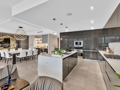 Arrive via private elevator to breathtaking ocean and bay views - photo 8