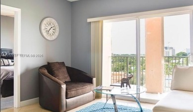 Centrally located 6th floor (PH) 2bed/2bath condo in Miami/Coral - photo 3