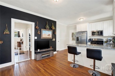 1007 Maupas Ave offers the kind of flexibility that is hard to - photo 8