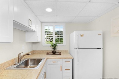 First Floor 1/1.5 Condo with Golf Course View. Check out this - photo 5