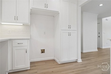Don't miss a chance at this beautifully renovated four-bedroom - photo 10