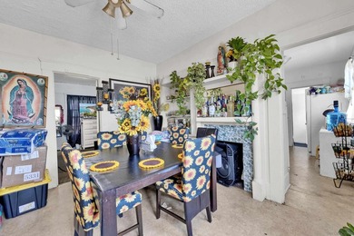 Rare triplex opportunity on a 7,512 sq. ft. lot featuring one - photo 12