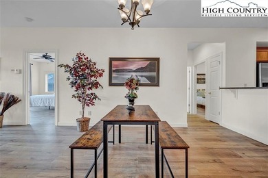 Prime Sugar Mountain Location - Only a 0.1-mile walk to the