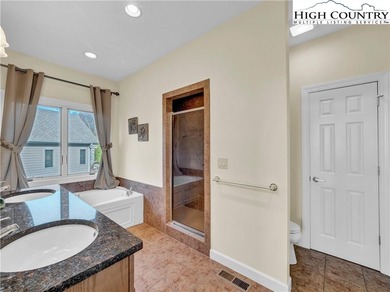 Prime Sugar Mountain Location - Only a 0.1-mile walk to the