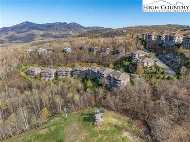 Prime Sugar Mountain Location - Only a 0.1-mile walk to the