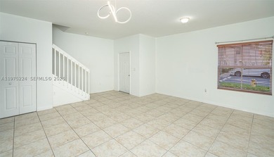 This is your chance for the best priced 3-bedroom, 2.5-bath - photo 31
