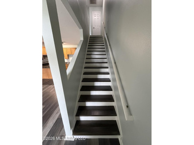 Enjoy coastal living in this 3-bedroom, 3-bath townhome in the - photo 9