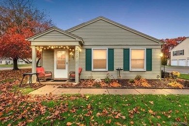 Vooheris Lake Condo Active Under Contract in Lake Orion Michigan