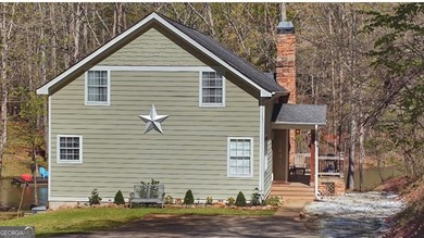 Lake Home For Sale in Eatonton, Georgia