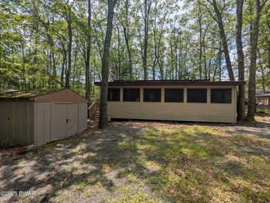 Shohola Lake Home For Sale in Shohola Pennsylvania