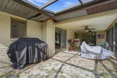 Welcome to this beautifully maintained 4-bedroom, 2-bath, 2-car - photo 12