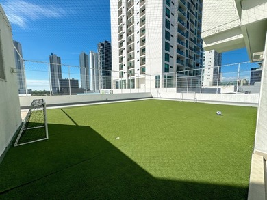 Luxury Two-Story Penthouse in Breeze, Costa del Este: A Sky-High - photo 6