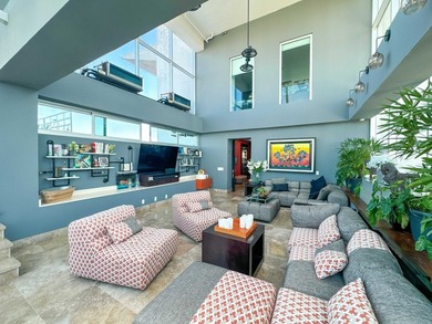 Luxury Two-Story Penthouse in Breeze, Costa del Este: A Sky-High - photo 7