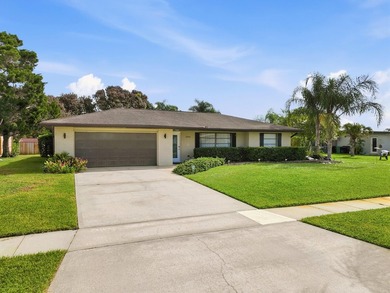 Welcome to this beautifully maintained 4-bedroom, 2-bath, 2-car - photo 17