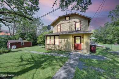 Lake Home For Sale in Honesdale, Pennsylvania