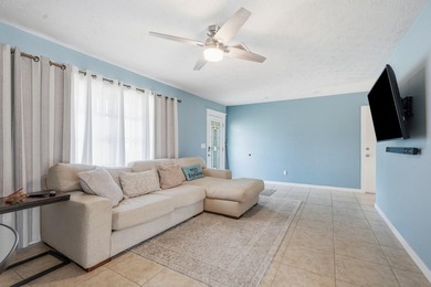 Welcome to this beautifully maintained 4-bedroom, 2-bath, 2-car - photo 30