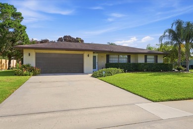 Welcome to this beautifully maintained 4-bedroom, 2-bath, 2-car - photo 44