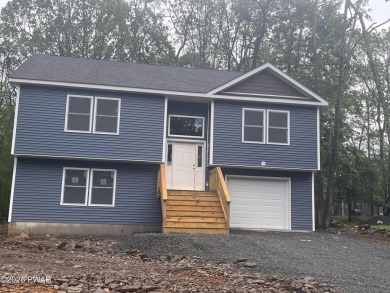 Lake Home Sale Pending in Shohola, Pennsylvania
