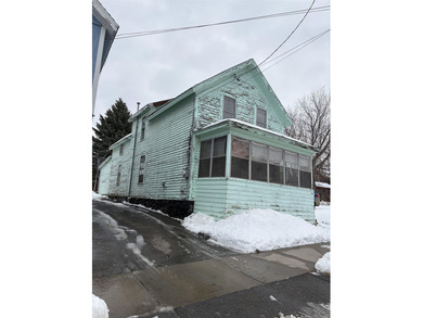 St. Lawrence River - St. Lawrence County Home For Sale in Ogdensburg New York